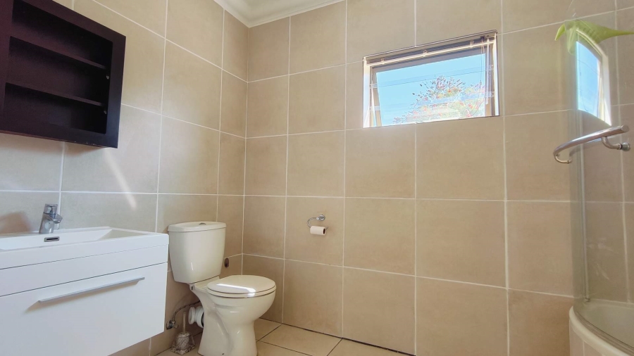 4 Bedroom Property for Sale in Island View Western Cape